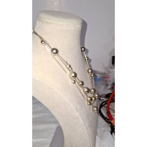 A Women's Necklace Layered Silver Tone Floating Beads Elegant Classic - Picture 7 of 8